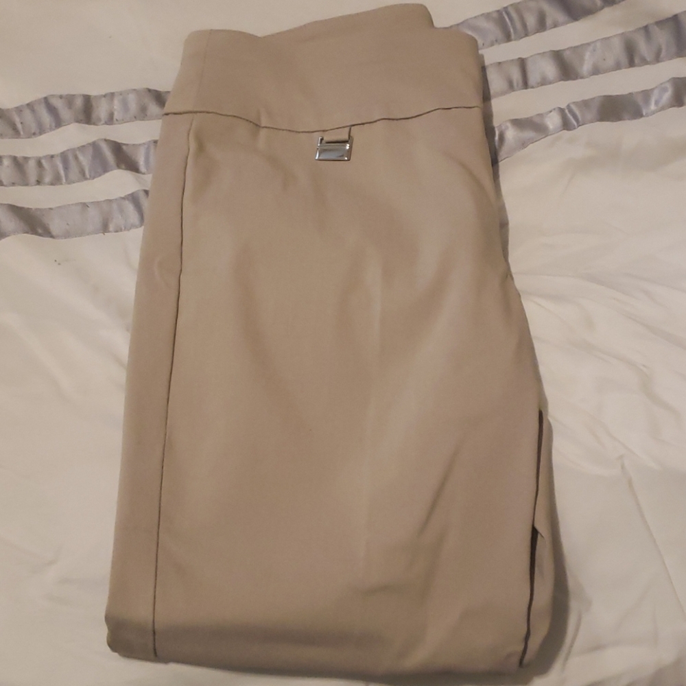 Capri Pants